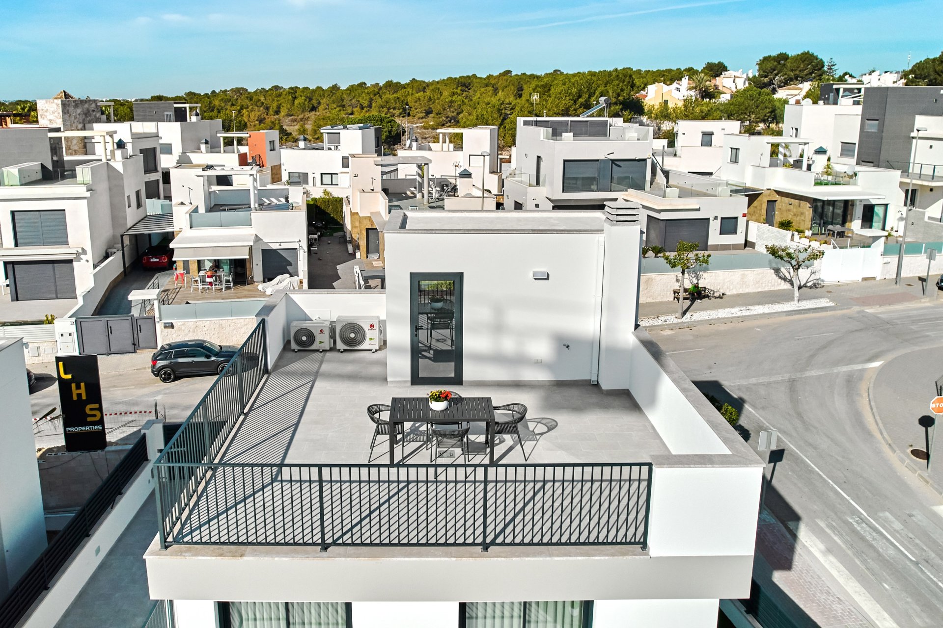 New Build - detached -
San Miguel de Salinas