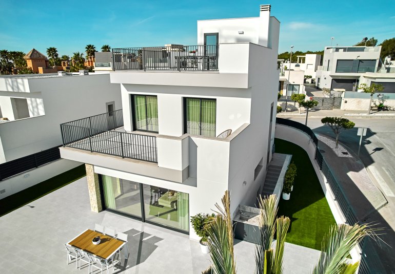 New Build - detached -
San Miguel de Salinas