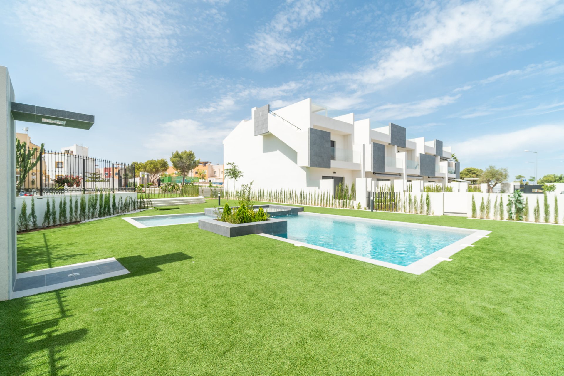 New Build - high-bungalow -
Torrevieja