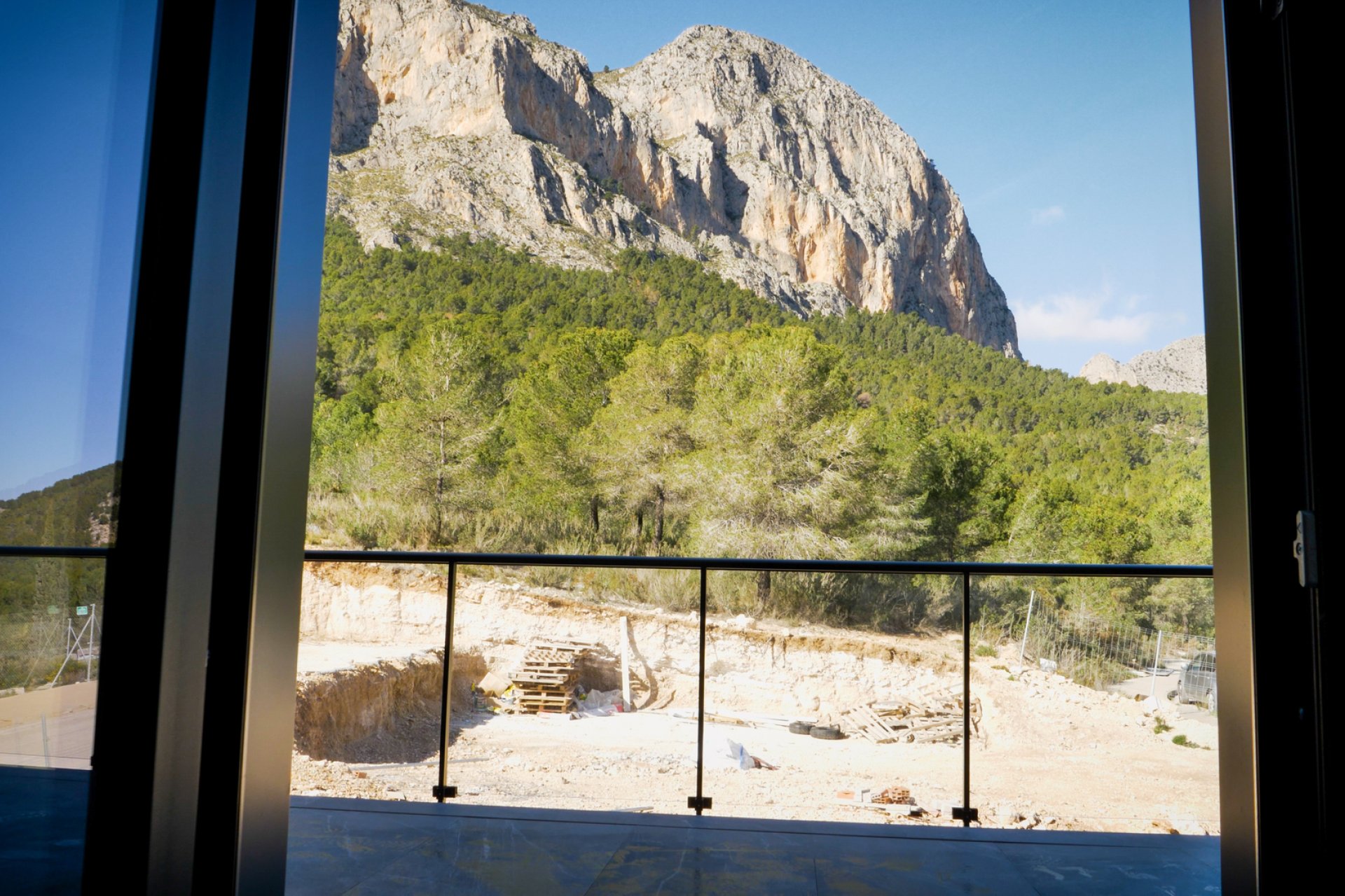 New Build - semi-detached -
Polop