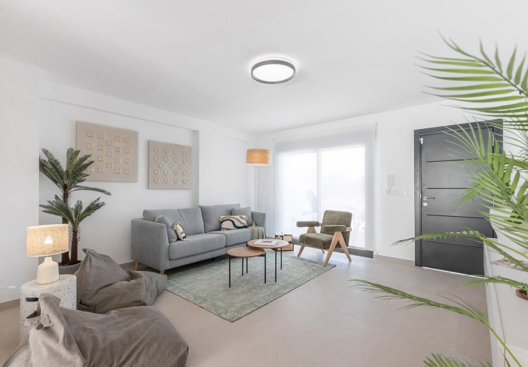 New Build - semi-detached -
Rafal