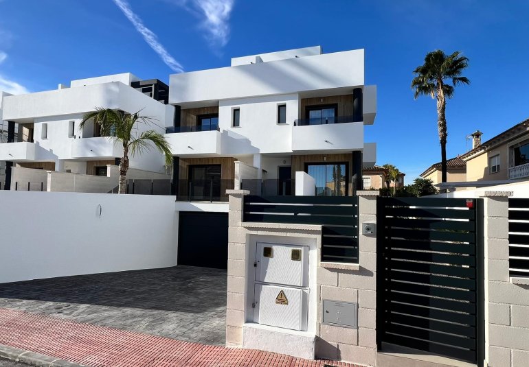 New Build - terraced -
Benferri