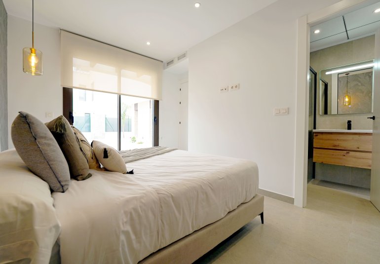 New Build - terraced -
Heredades