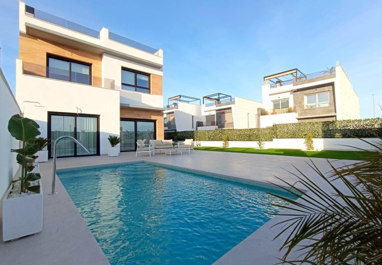New Build - Townhouse -
Benijofar