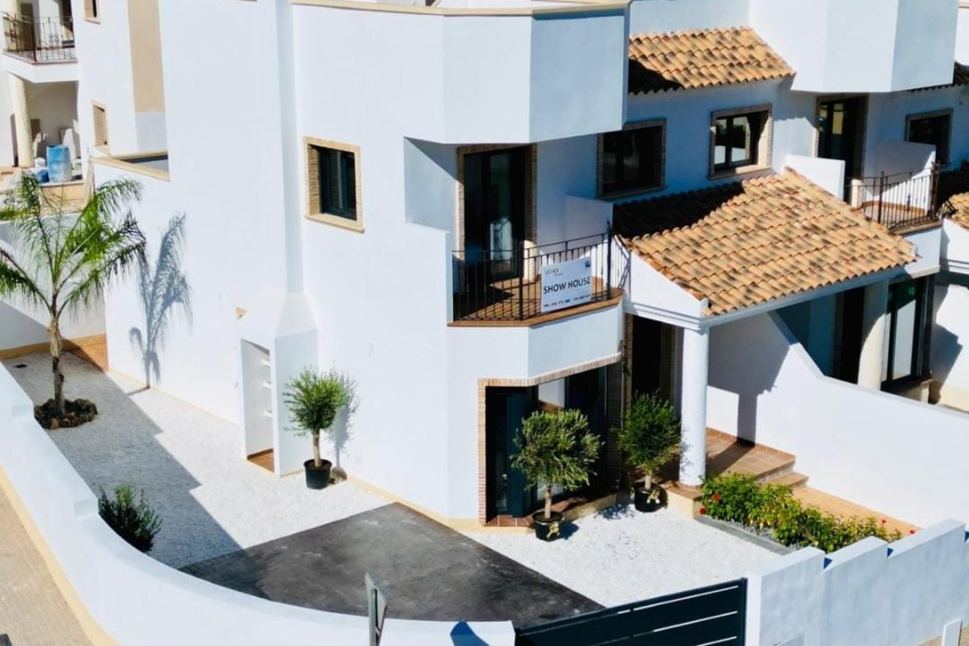 New Build - Townhouse -
Cox