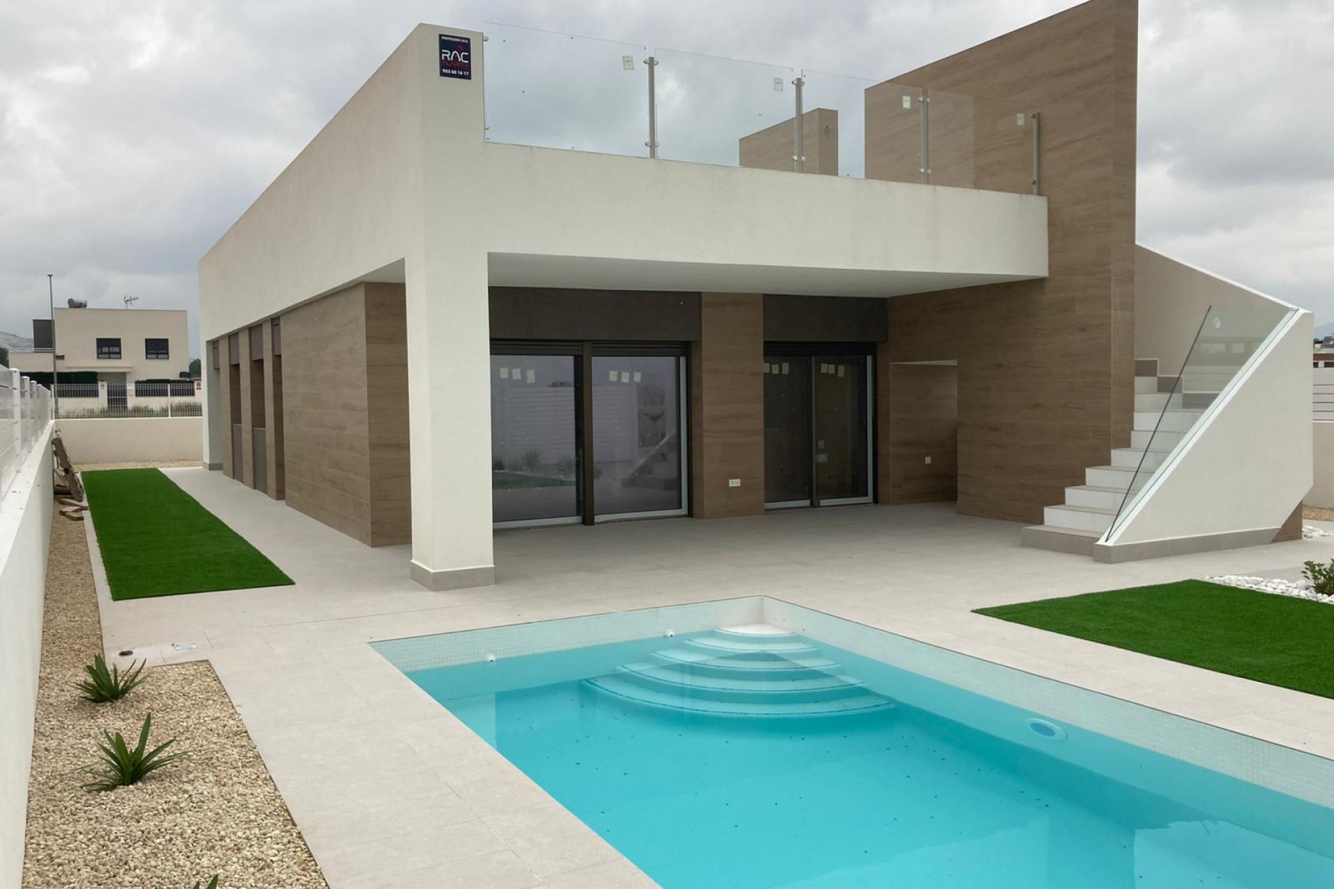 Nieuwbouw Woningen - Herenhuis -
Aspe