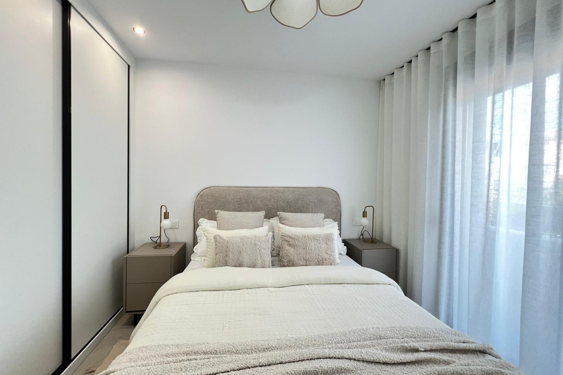 Nieuwbouw Woningen - Herenhuis -
Benferri