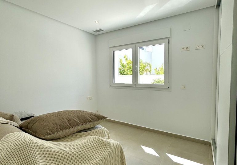 Nieuwbouw Woningen - Herenhuis -
Benijofar