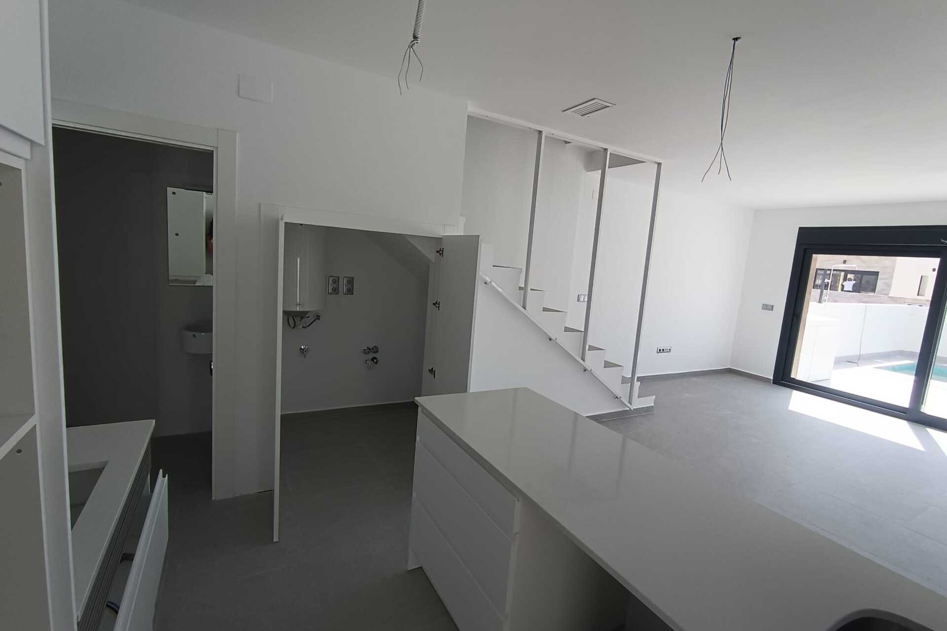 Nieuwbouw Woningen - Herenhuis -
Daya Nueva