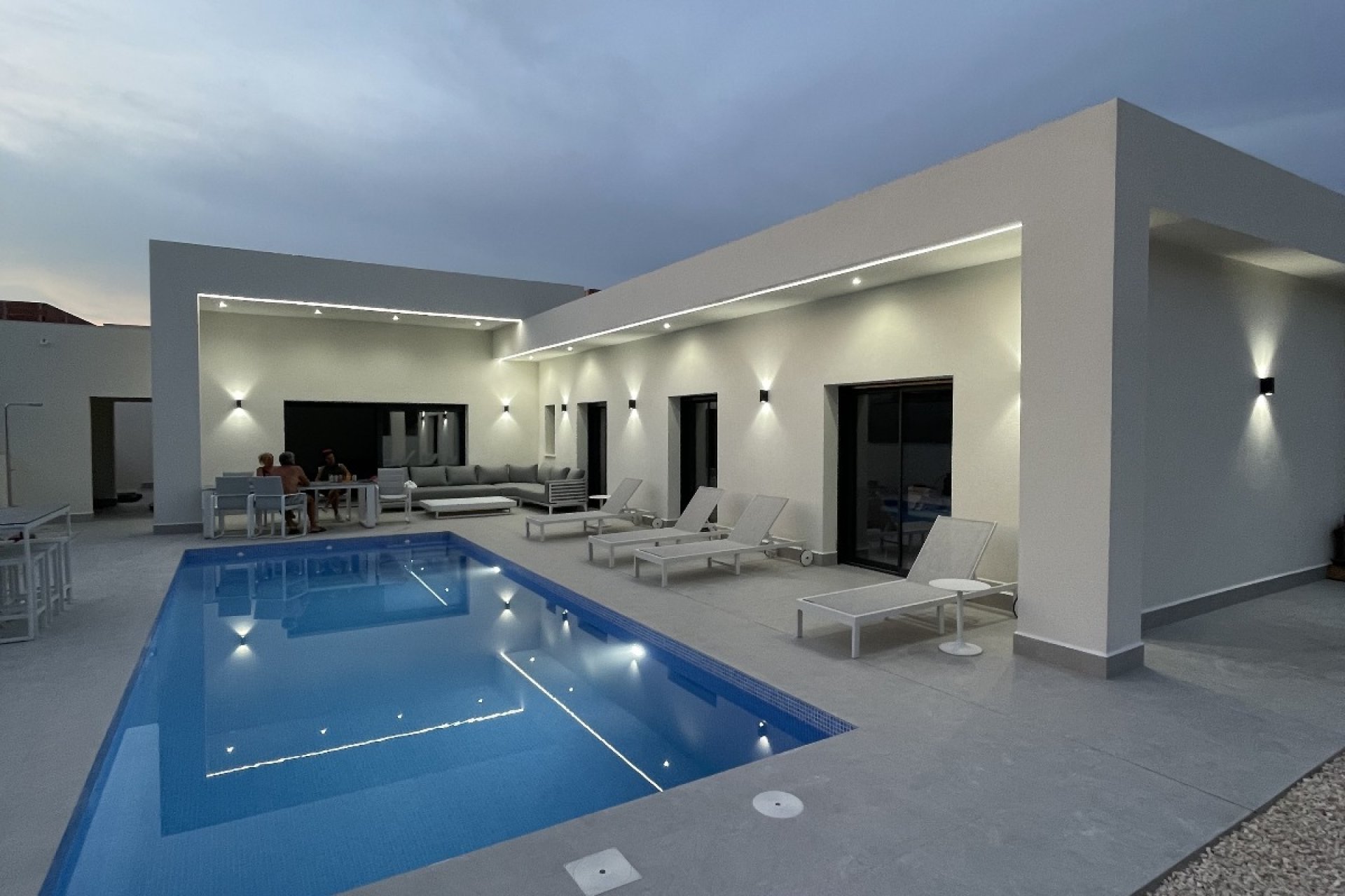 Nieuwbouw Woningen - Herenhuis -
La Romana