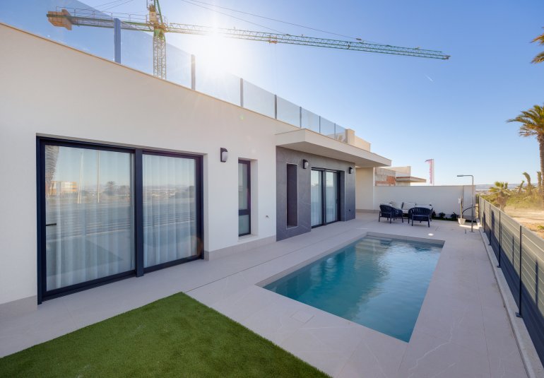 Nieuwbouw Woningen - Herenhuis -
Torrevieja