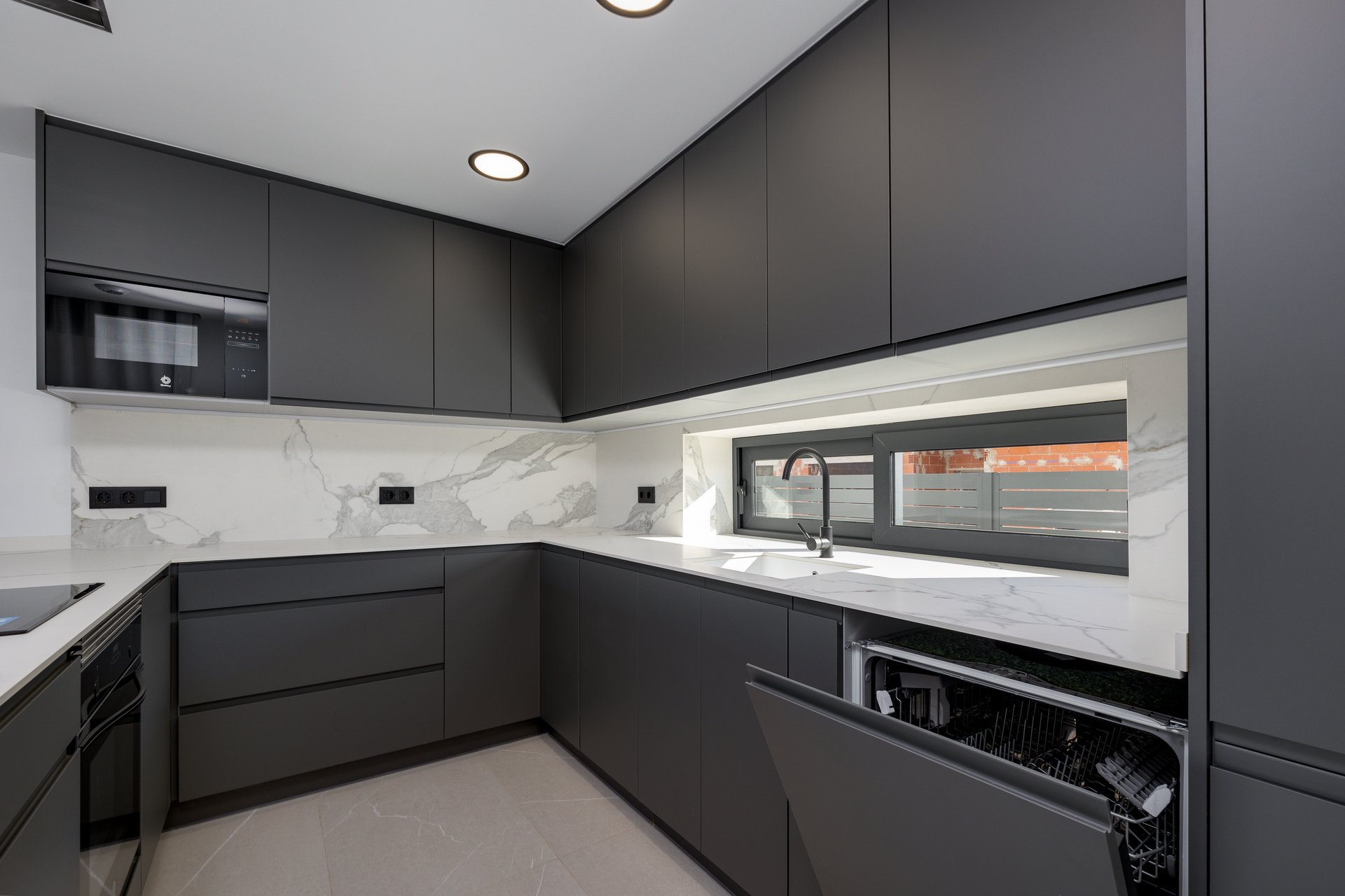 Nieuwbouw Woningen - Herenhuis -
Torrevieja