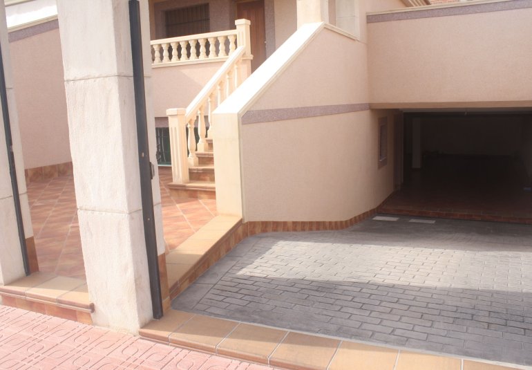 Nieuwbouw Woningen - Herenhuis -
Torrevieja