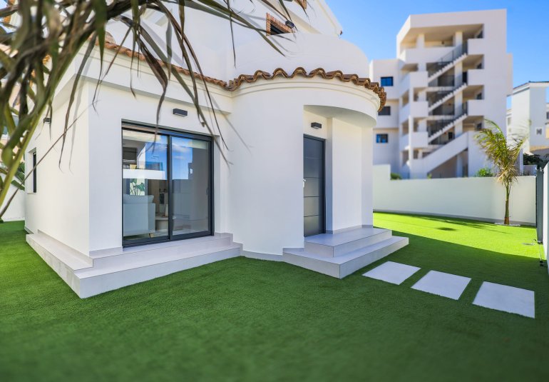 Nieuwbouw Woningen - Villa -
Orihuela Costa