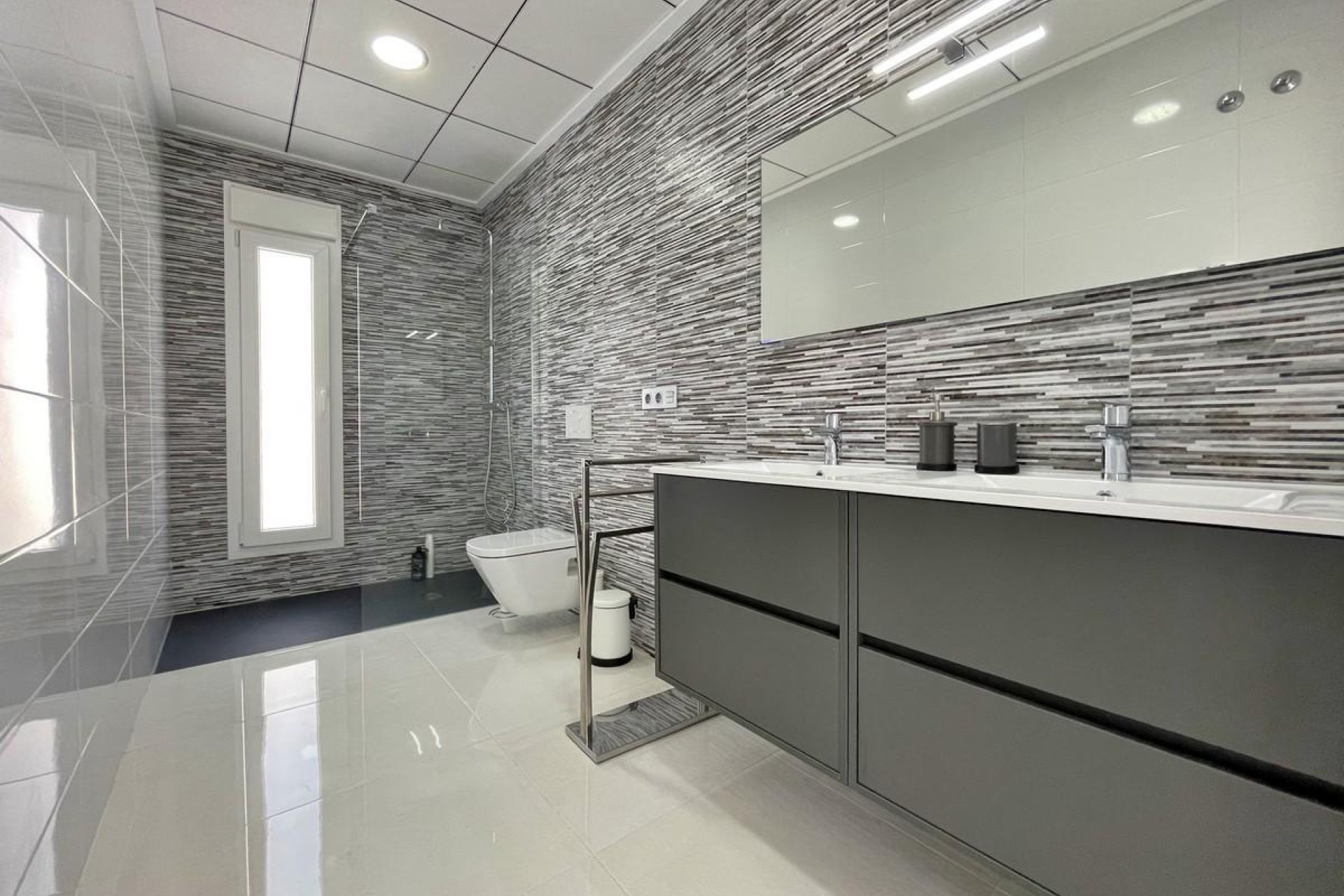 Nouvelle construction - detached -
Rafal