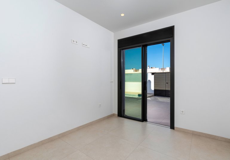 Nouvelle construction - high-bungalow -
Pilar de la Horadada