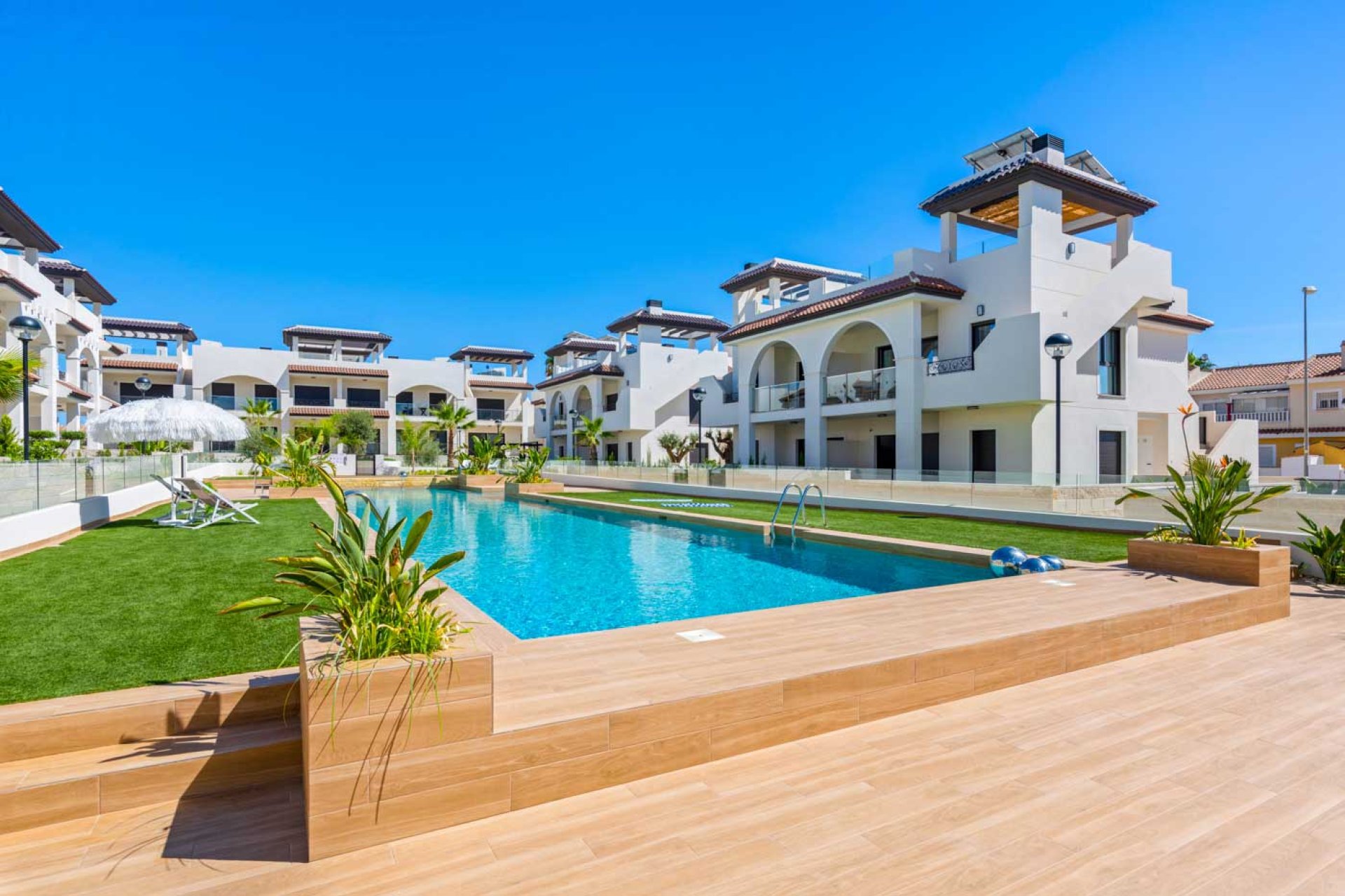 Nouvelle construction - low-bungalow -
Rojales