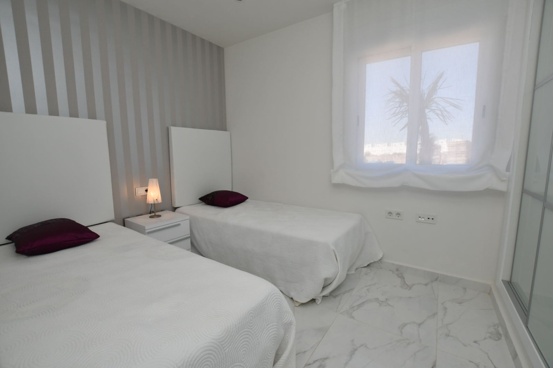 Nouvelle construction - low-bungalow -
San Miguel de Salinas