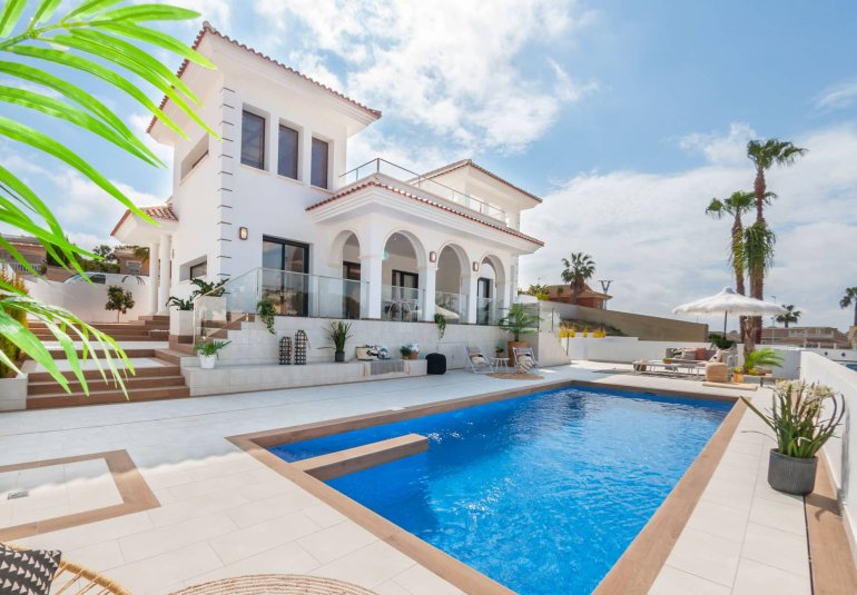 Nouvelle construction - Maison de ville -
Ciudad Quesada
