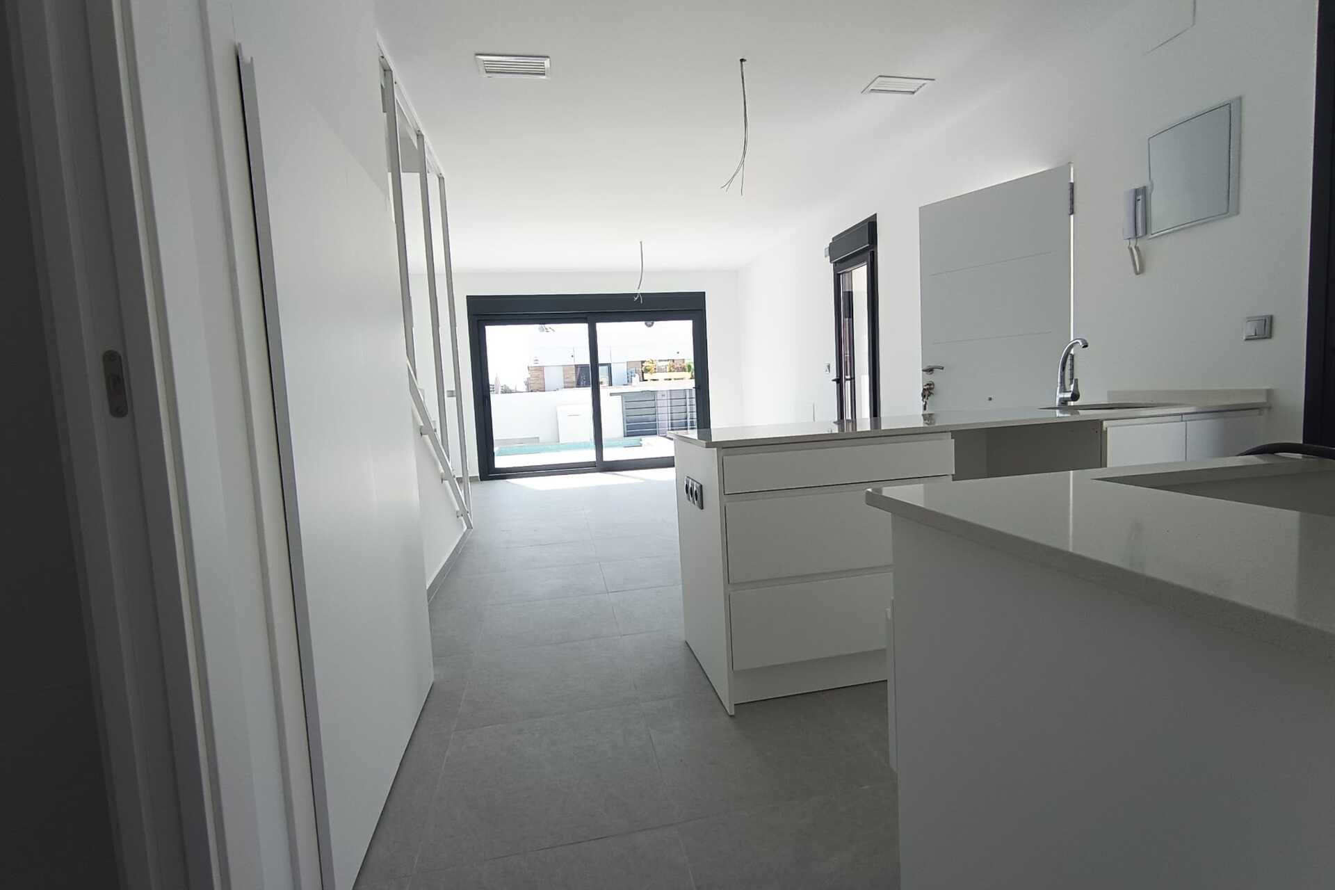 Nouvelle construction - Maison de ville -
Daya Nueva