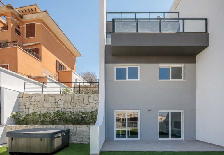 Nouvelle construction - Maison de ville -
Finestrat