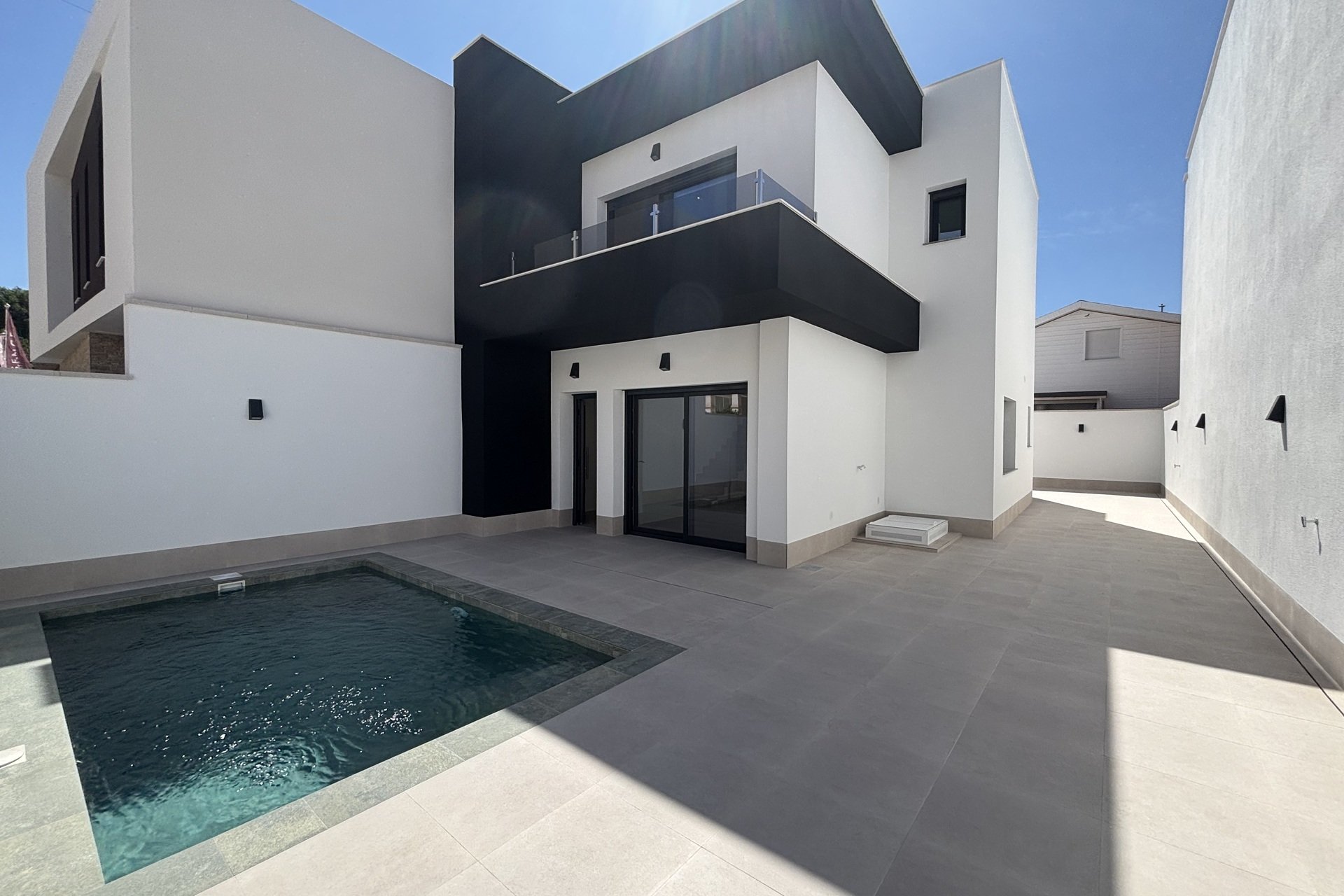 Nouvelle construction - Maison de ville -
Heredades