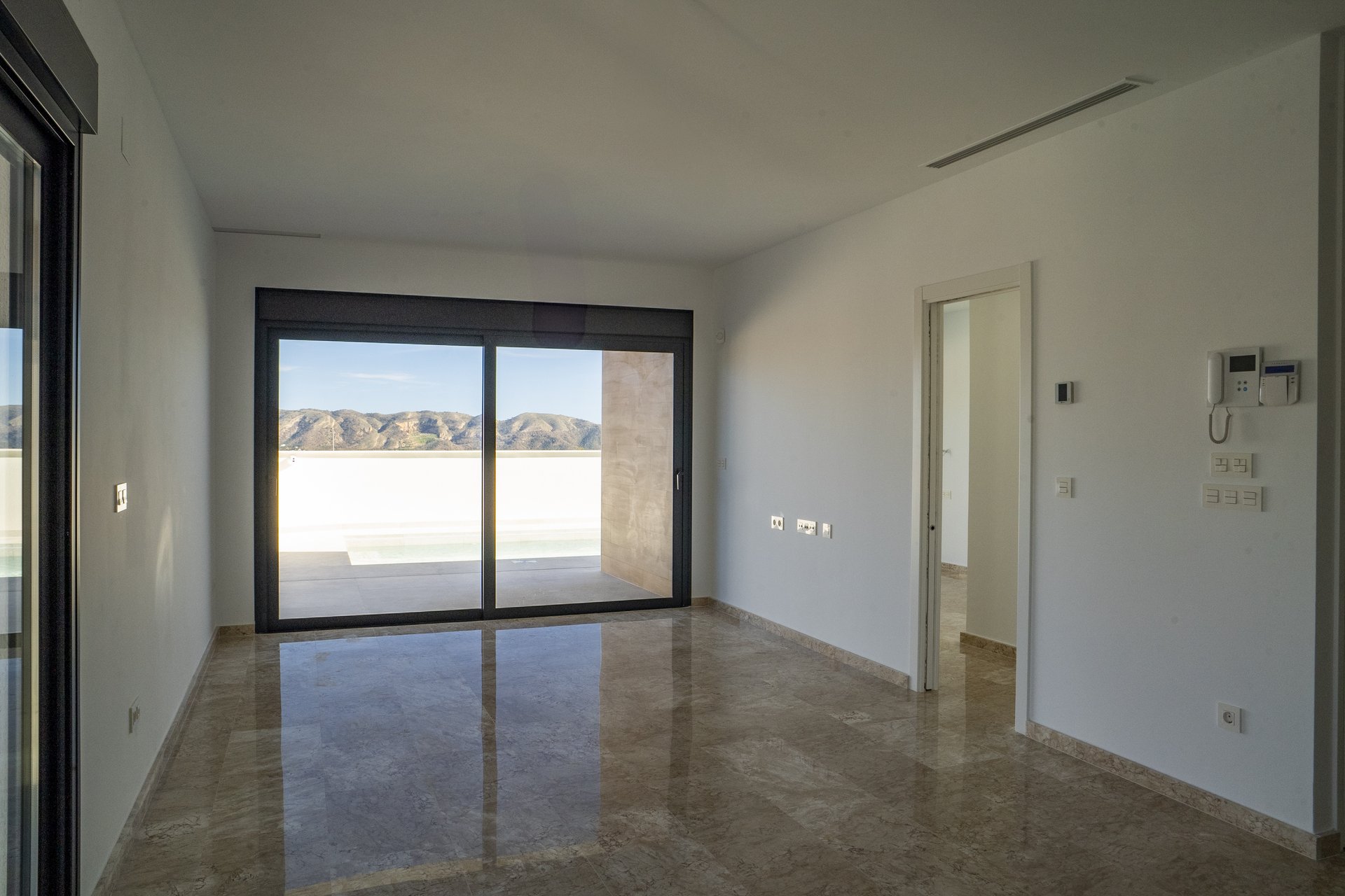 Nouvelle construction - Maison de ville -
La Nucía