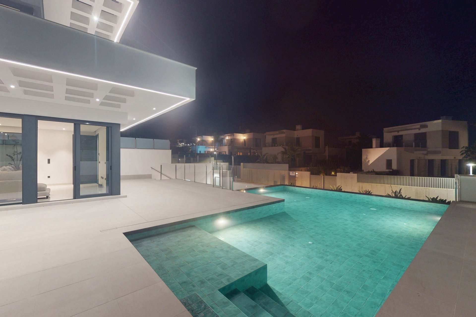 Nouvelle construction - Villa -
Finestrat