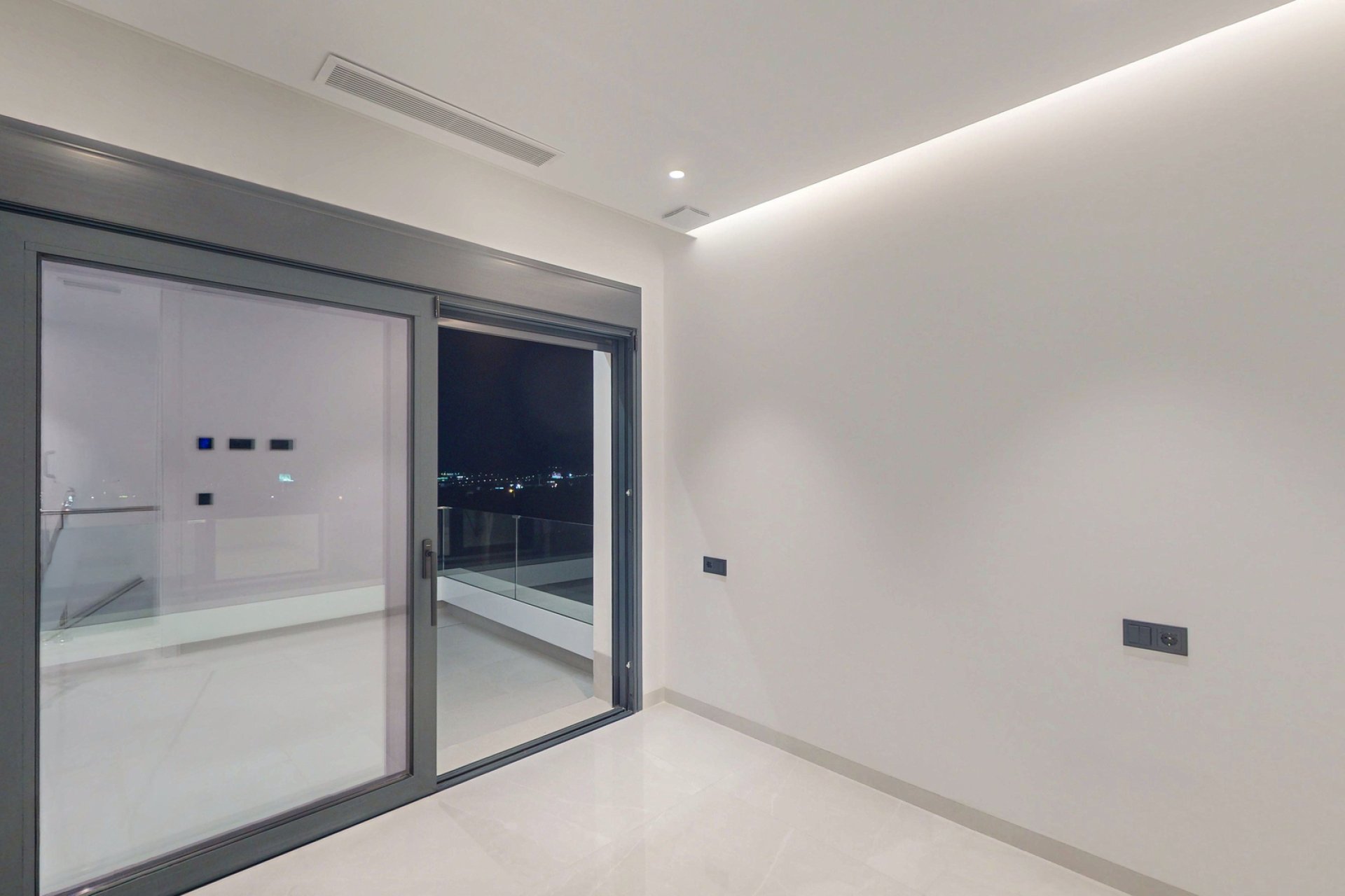 Nouvelle construction - Villa -
Finestrat
