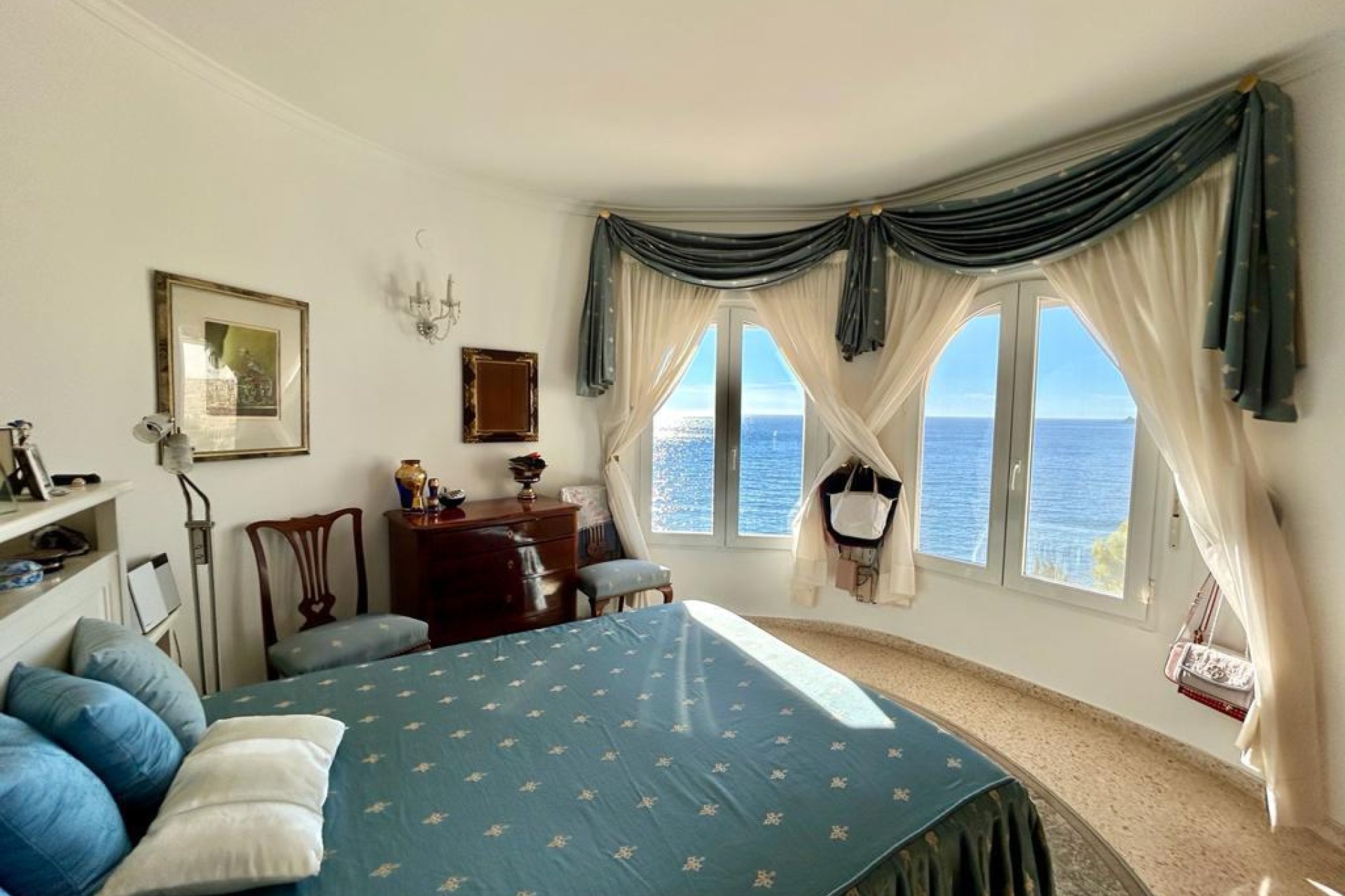 Nouvelle construction - Villa -
Moraira