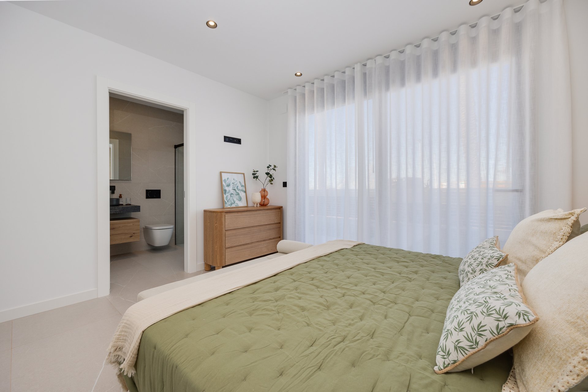 Obra nueva - Adosado -
Torrevieja