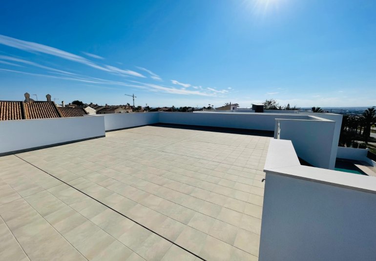 Obra nueva - Adosado -
Torrevieja