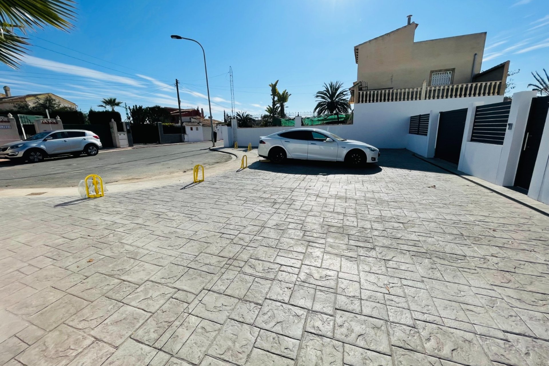 Obra nueva - Adosado -
Torrevieja
