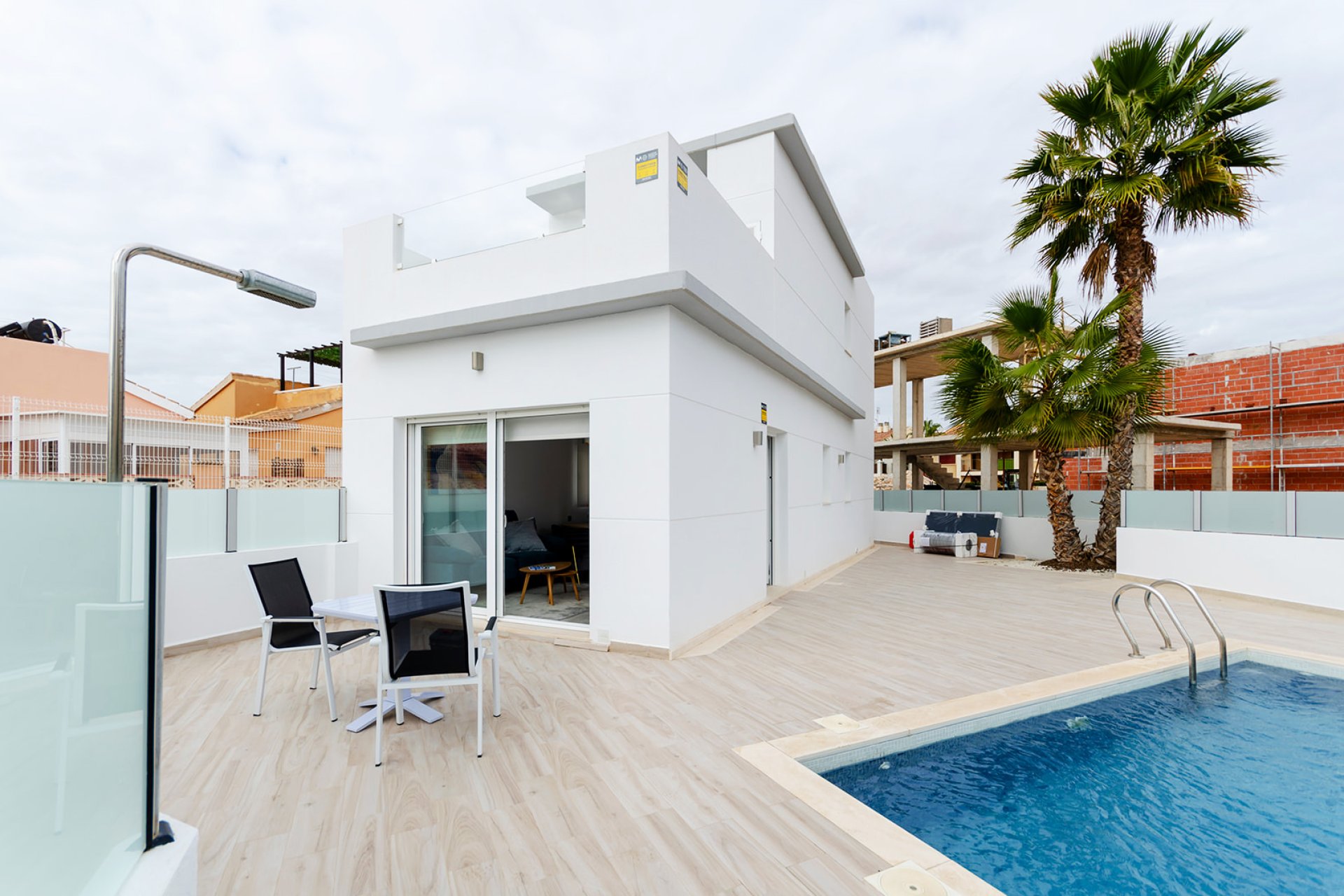Obra nueva - Adosado -
Torrevieja