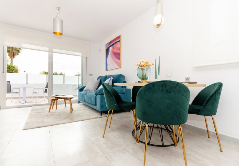 Obra nueva - Adosado -
Torrevieja