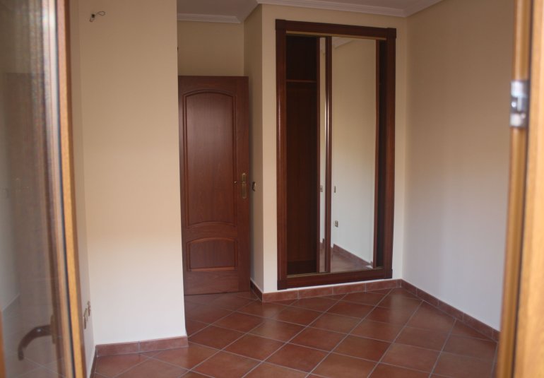 Obra nueva - Adosado -
Torrevieja