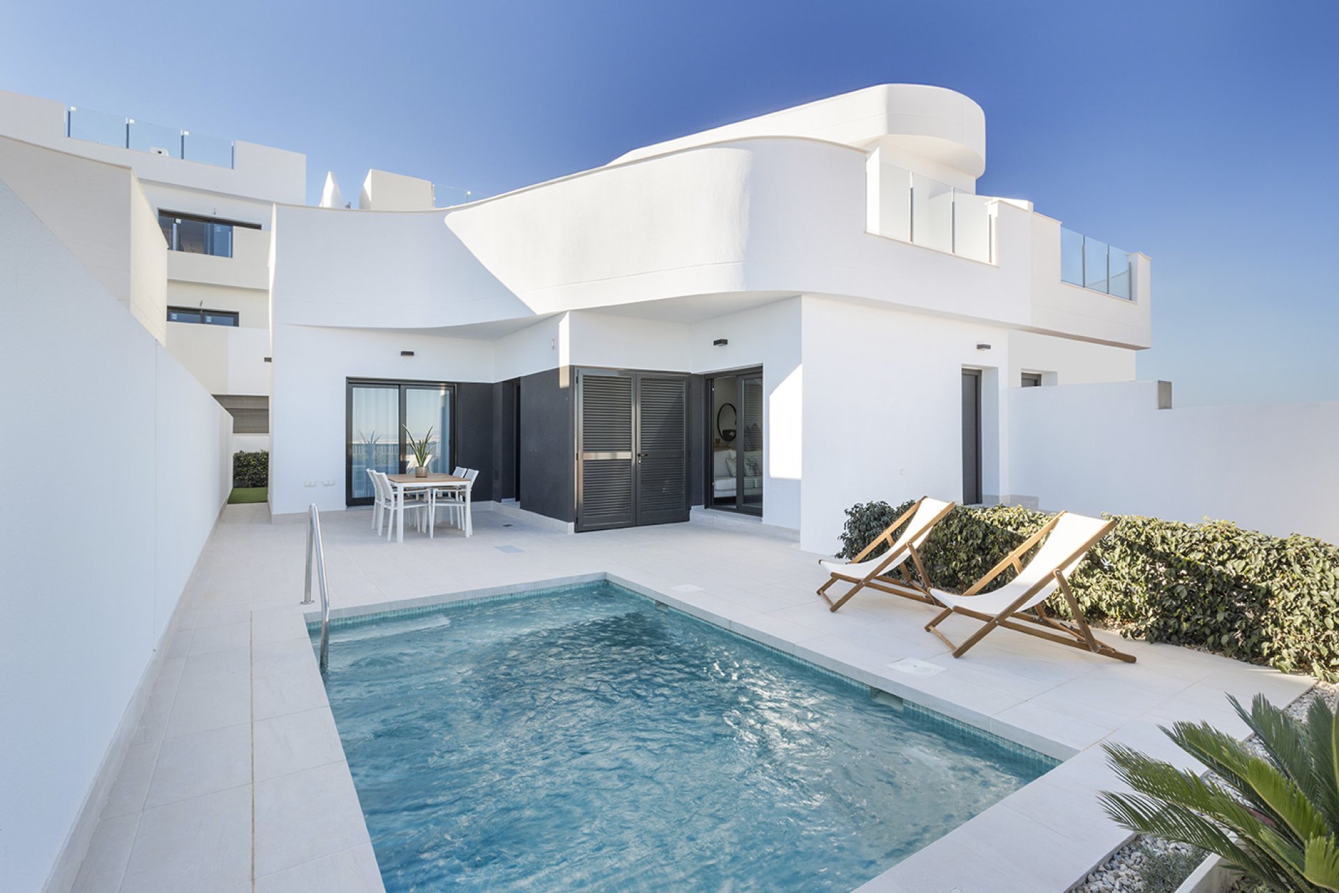 Obra nueva - Adosado -
Torrevieja