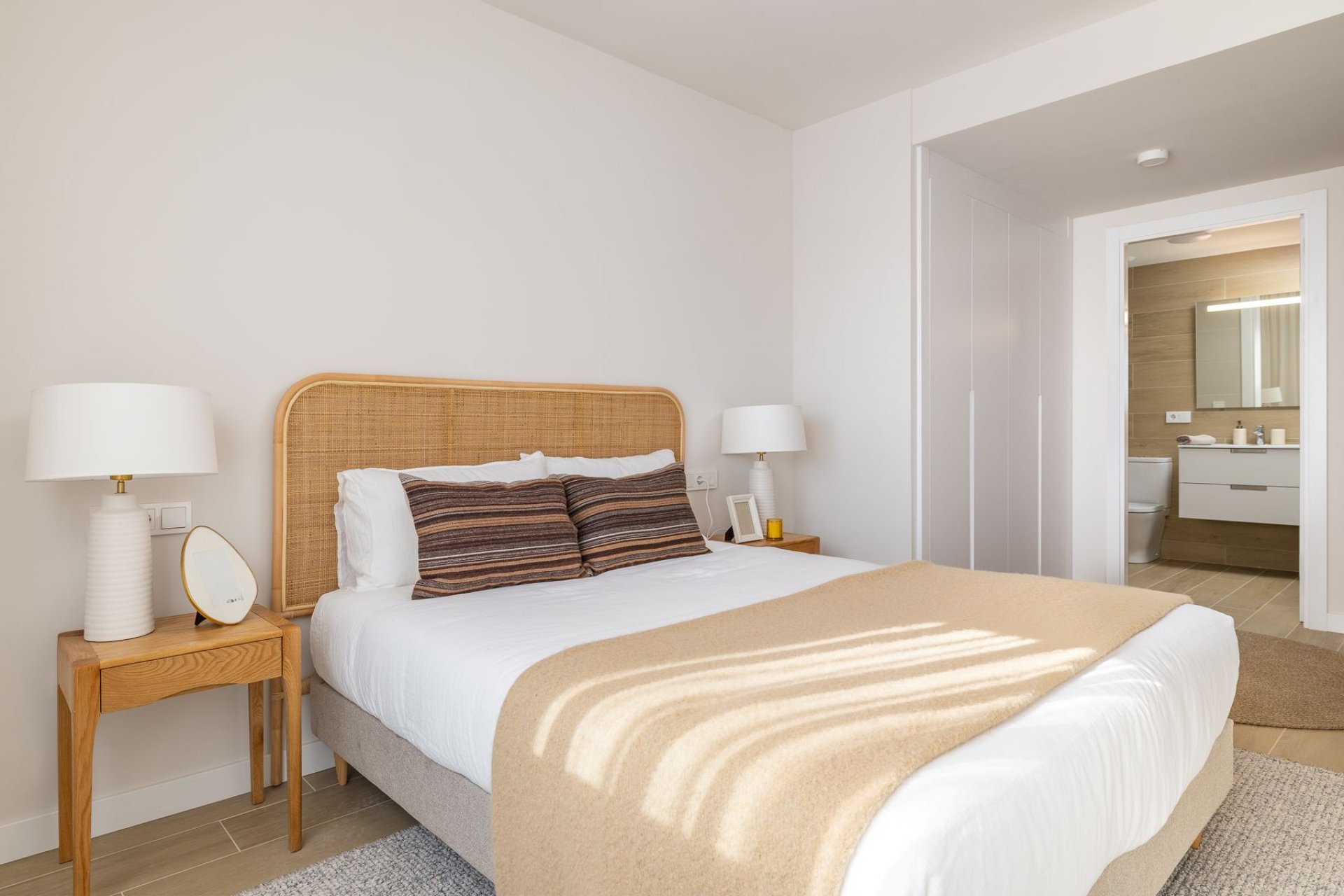 Obra nueva - Apartamento / piso -
Calpe