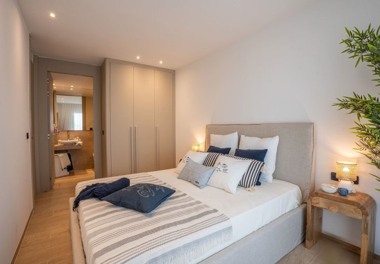 Obra nueva - Apartamento / piso -
La Finca Golf