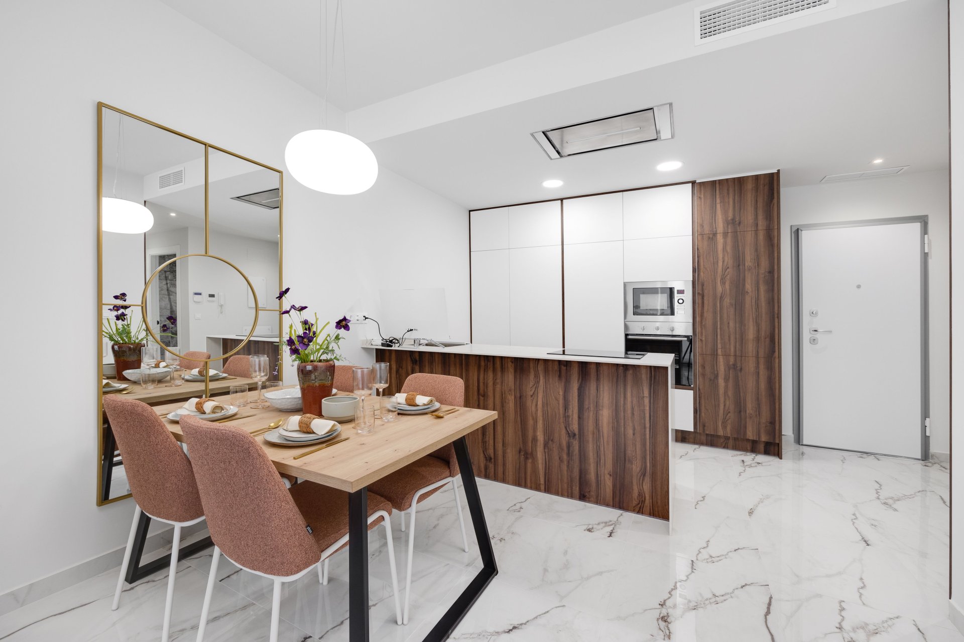Obra nueva - Apartamento / piso -
San Miguel de Salinas