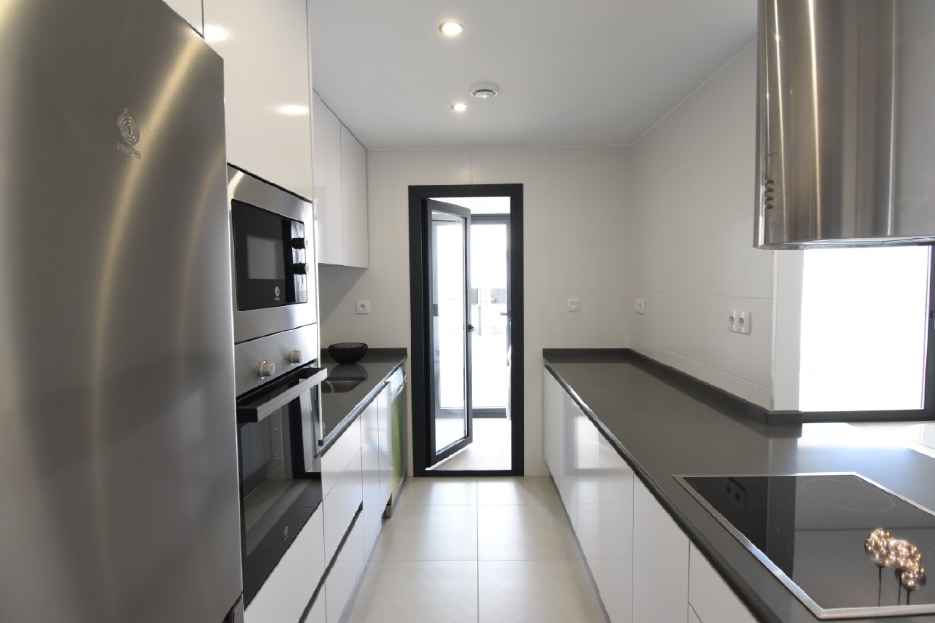 Obra nueva - Apartamento / piso -
San Miguel de Salinas