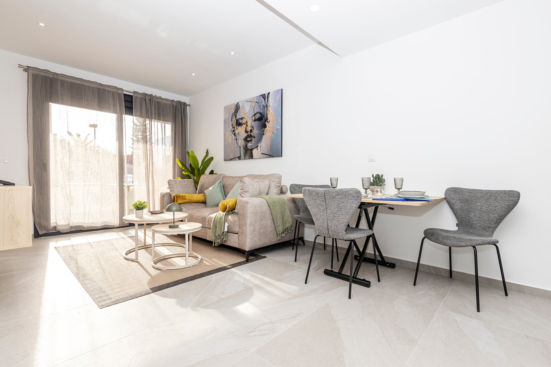 Obra nueva - Apartamento / piso -
Torrevieja