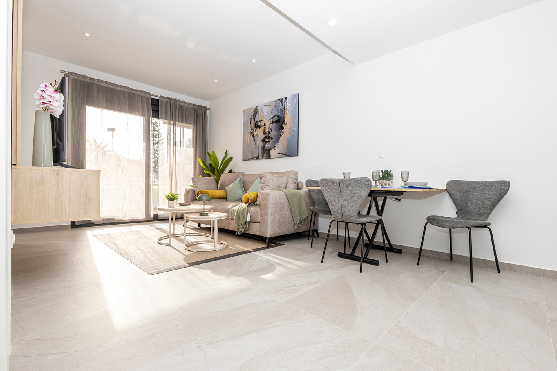 Obra nueva - Apartamento / piso -
Torrevieja
