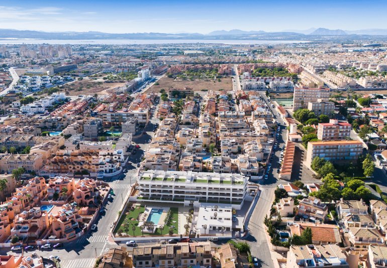 Obra nueva - Apartamento / piso -
Torrevieja