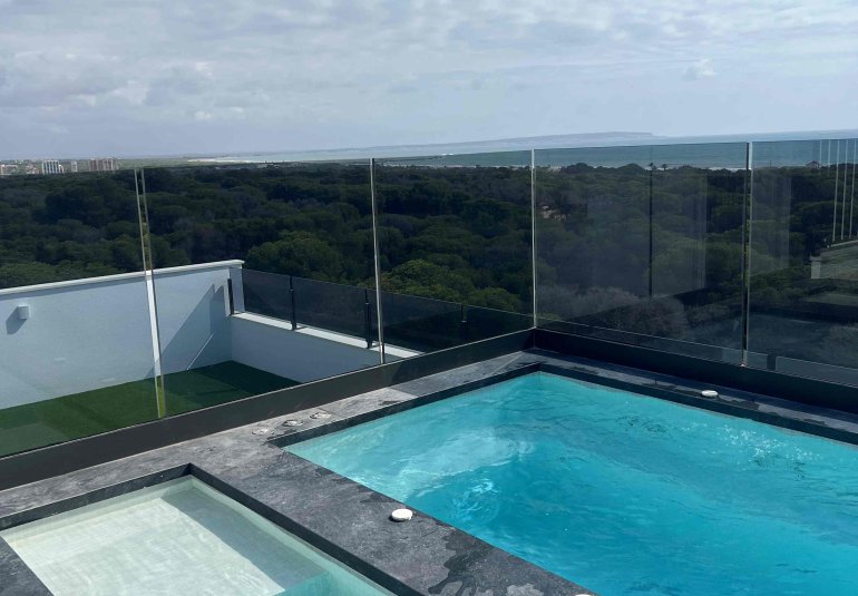 Obra nueva - Ático -
Guardamar del Segura