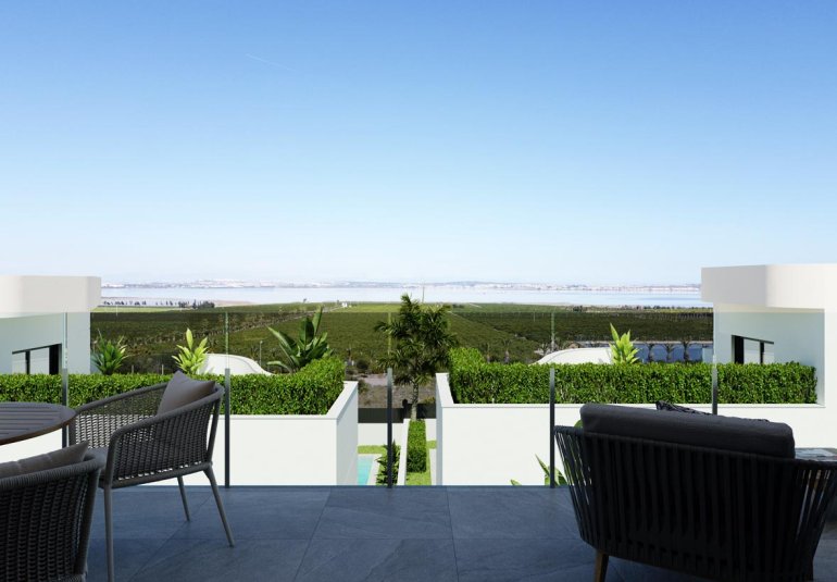 Obra nueva - Ático -
Torrevieja