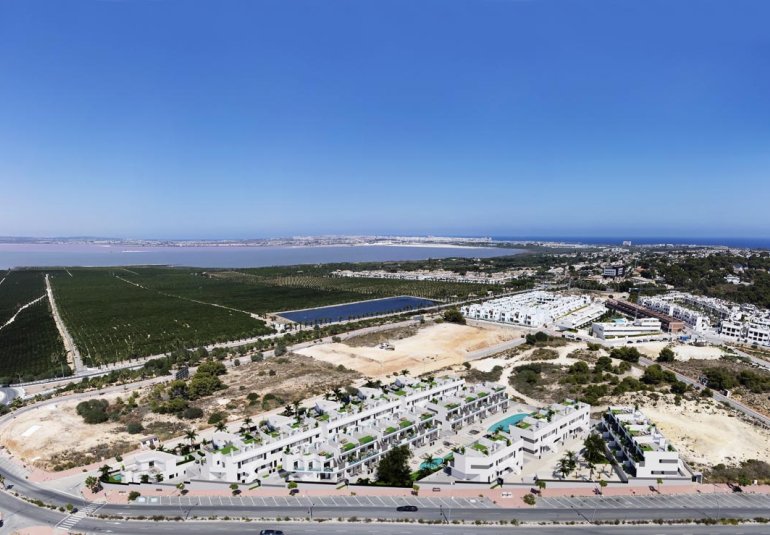 Obra nueva - Ático -
Torrevieja