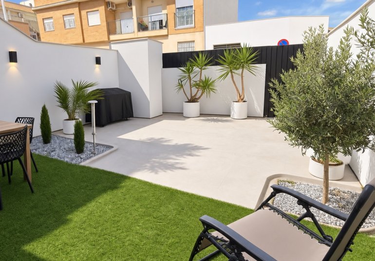 Obra nueva - Bungalow -
Pilar de la Horadada