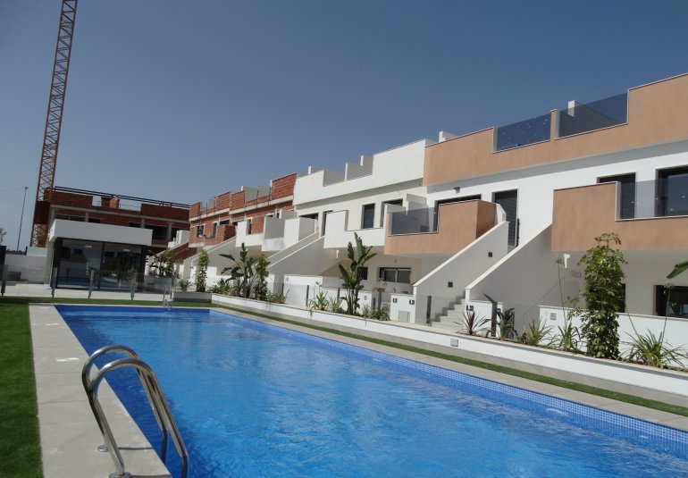 Obra nueva - Bungalow -
Pilar de la Horadada
