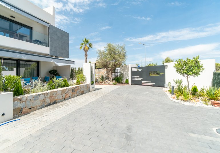 Obra nueva - Bungalow -
Torrevieja